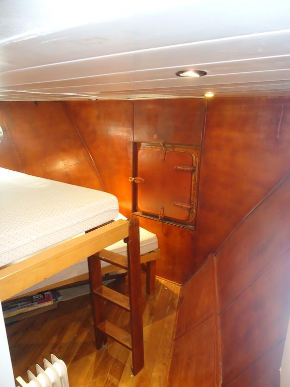 Hôtel Yacht bateau moteur Benetti 19m à Sète Extérieur photo