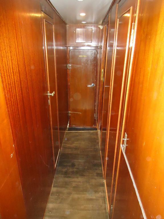 Hôtel Yacht bateau moteur Benetti 19m à Sète Extérieur photo